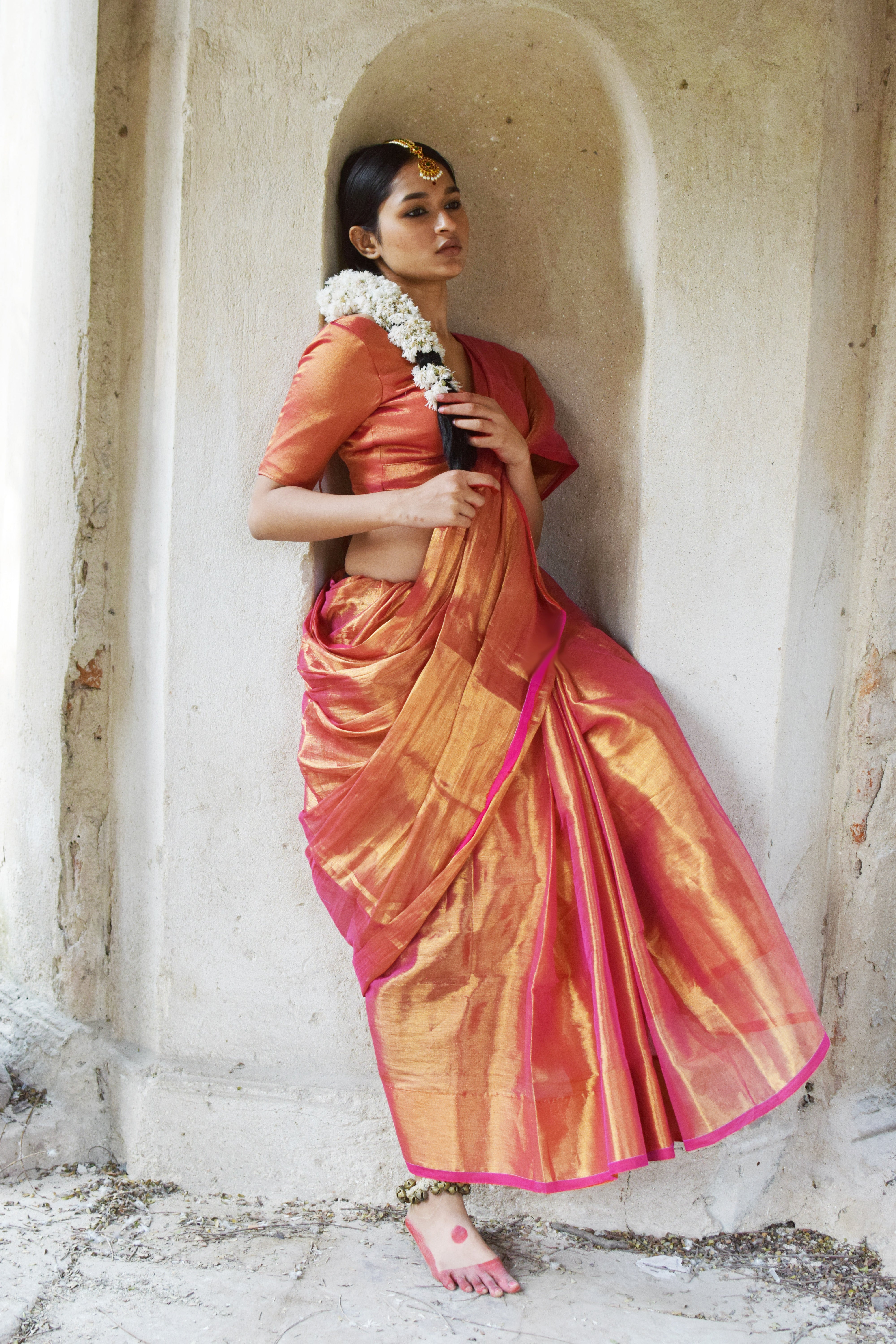 Maya I Pink dual tone handloom tissue saree